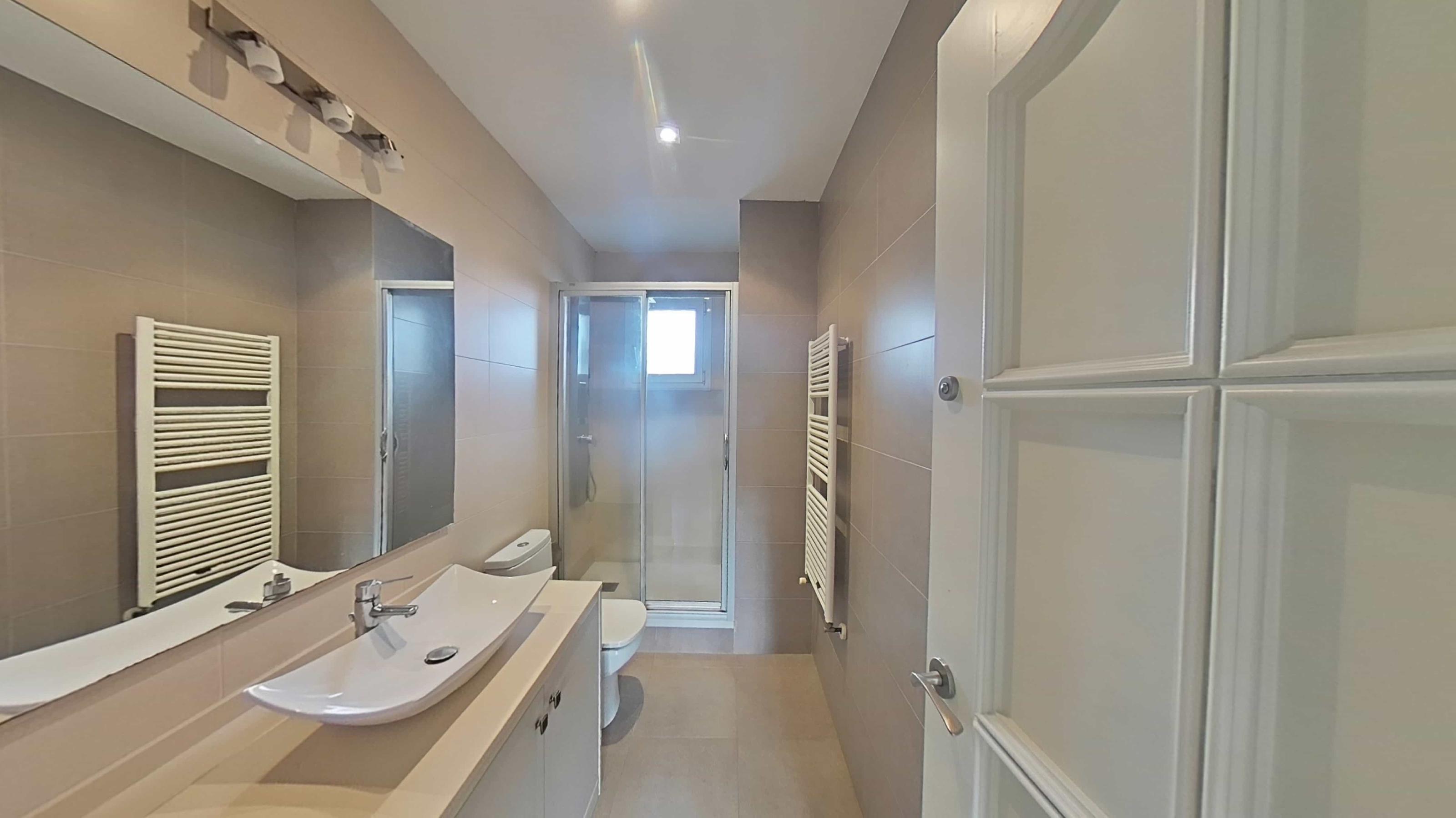 Imagen 17 Casa en venta en Barberà Del Vallès / Ca n esteper-can gorgs