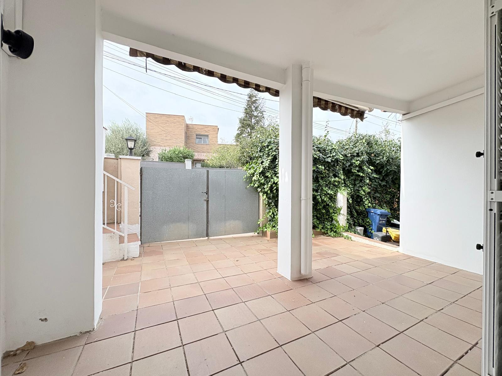 Imagen 35 Casa en venta en Barberà Del Vallès / Ca n esteper-can gorgs