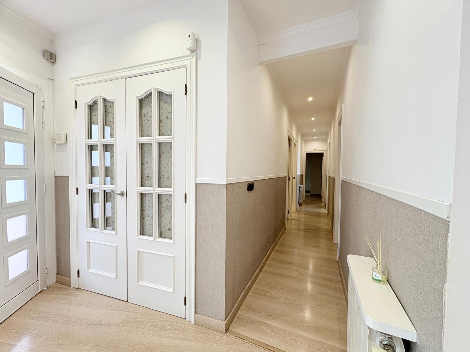 Imagen 2 Casa en venta en Barberà Del Vallès / Ca n esteper-can gorgs