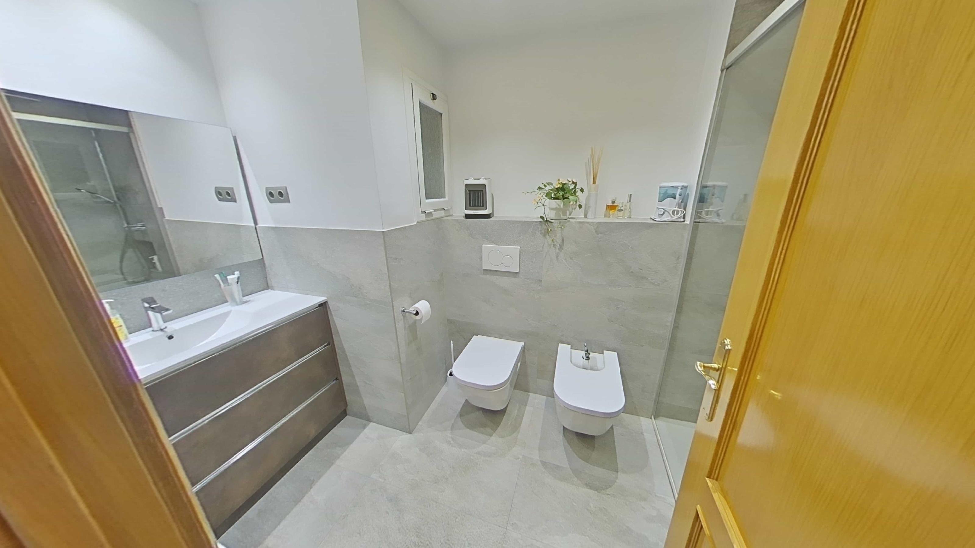 Imagen 20 Piso en venta en Sabadell / Junto a Rambla.