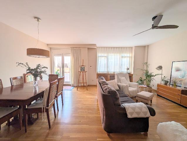 Imagen 12 Inmueble 291646 - Piso en venta en Sabadell / Junto a Rambla.