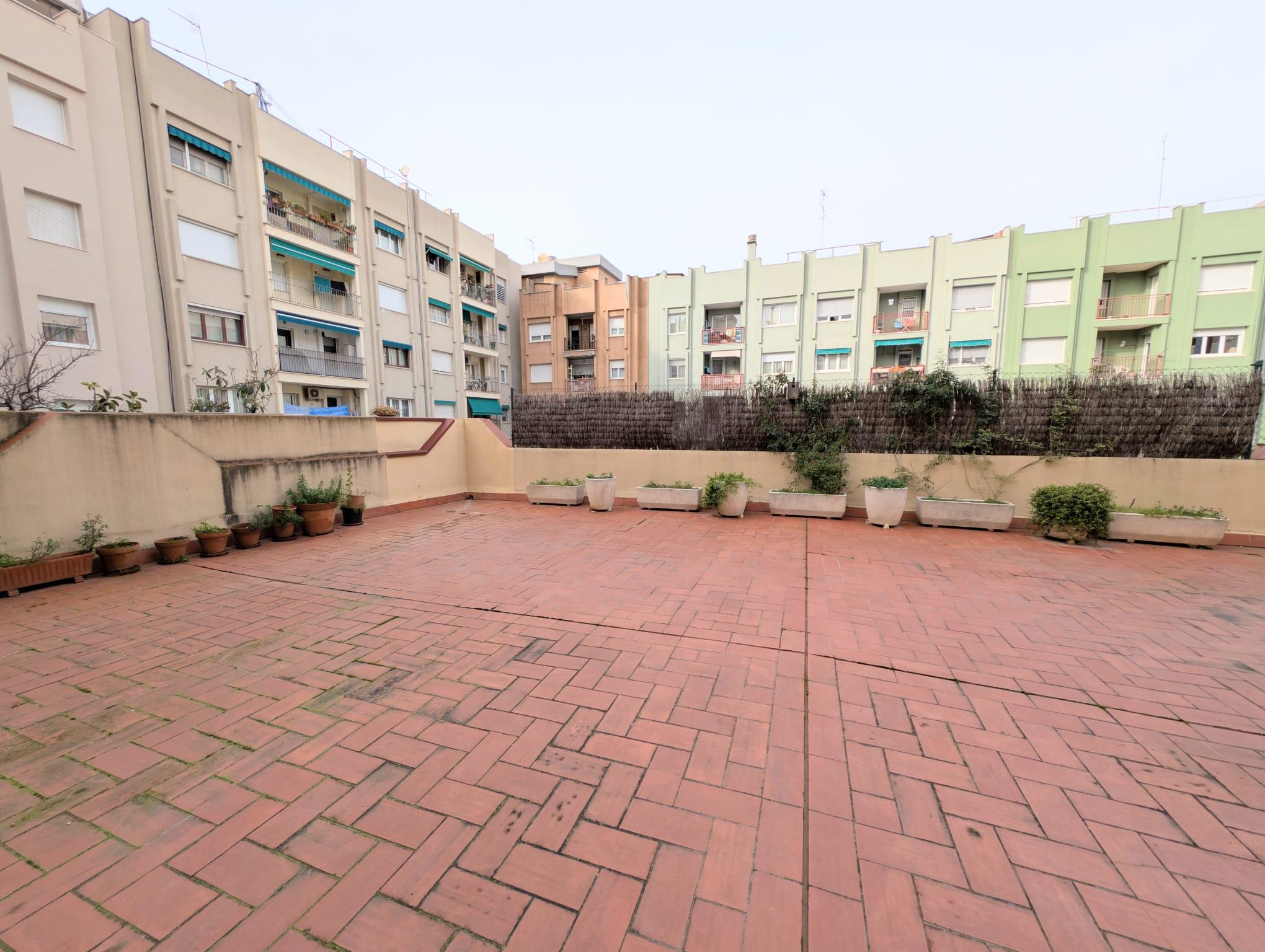 Imagen 21 Piso en venta en Sabadell / Junto a Rambla.