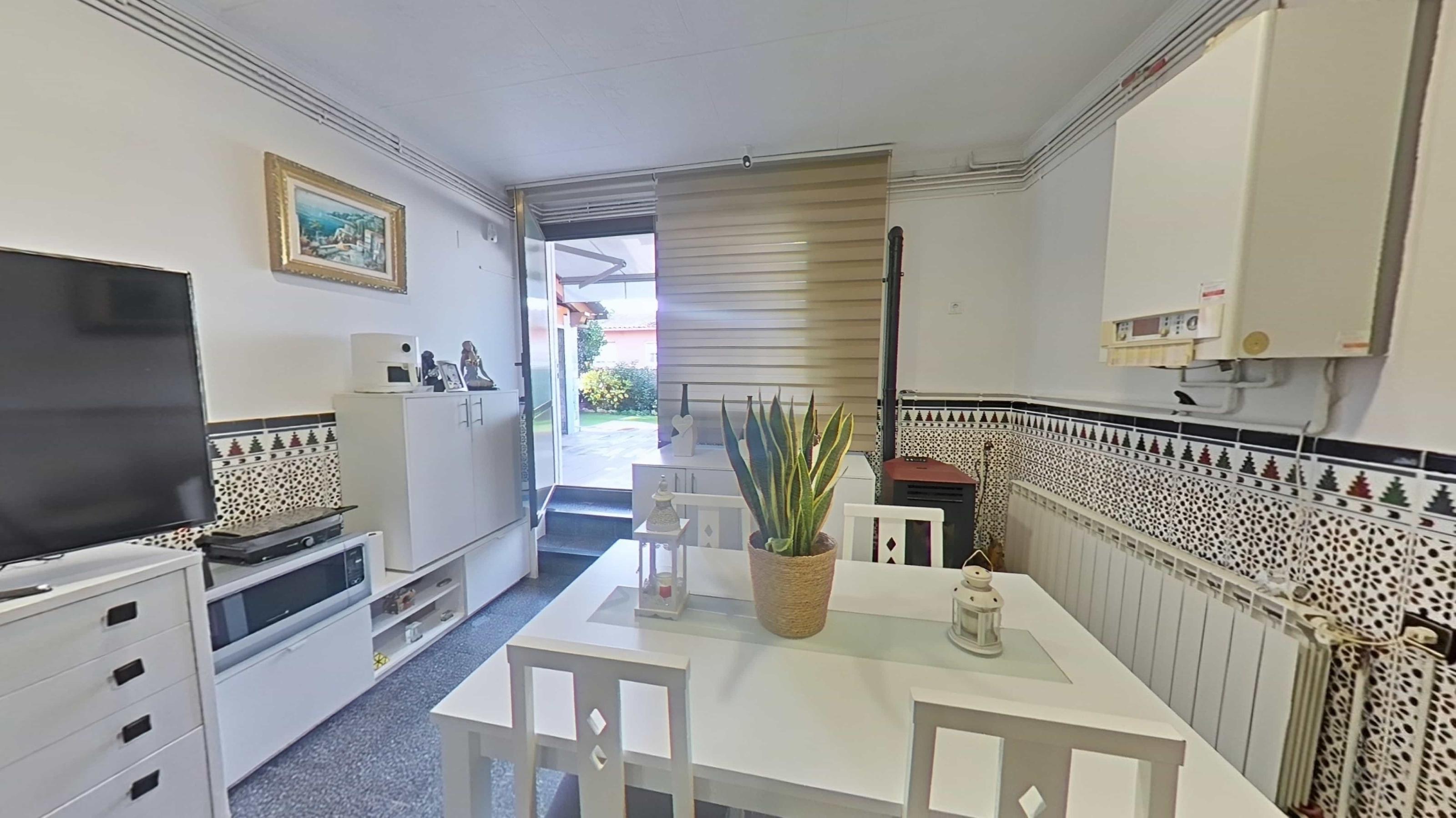 Imagen 34 Casa en venta en Polinyà / Polinya al lado del pabellón deportivo 