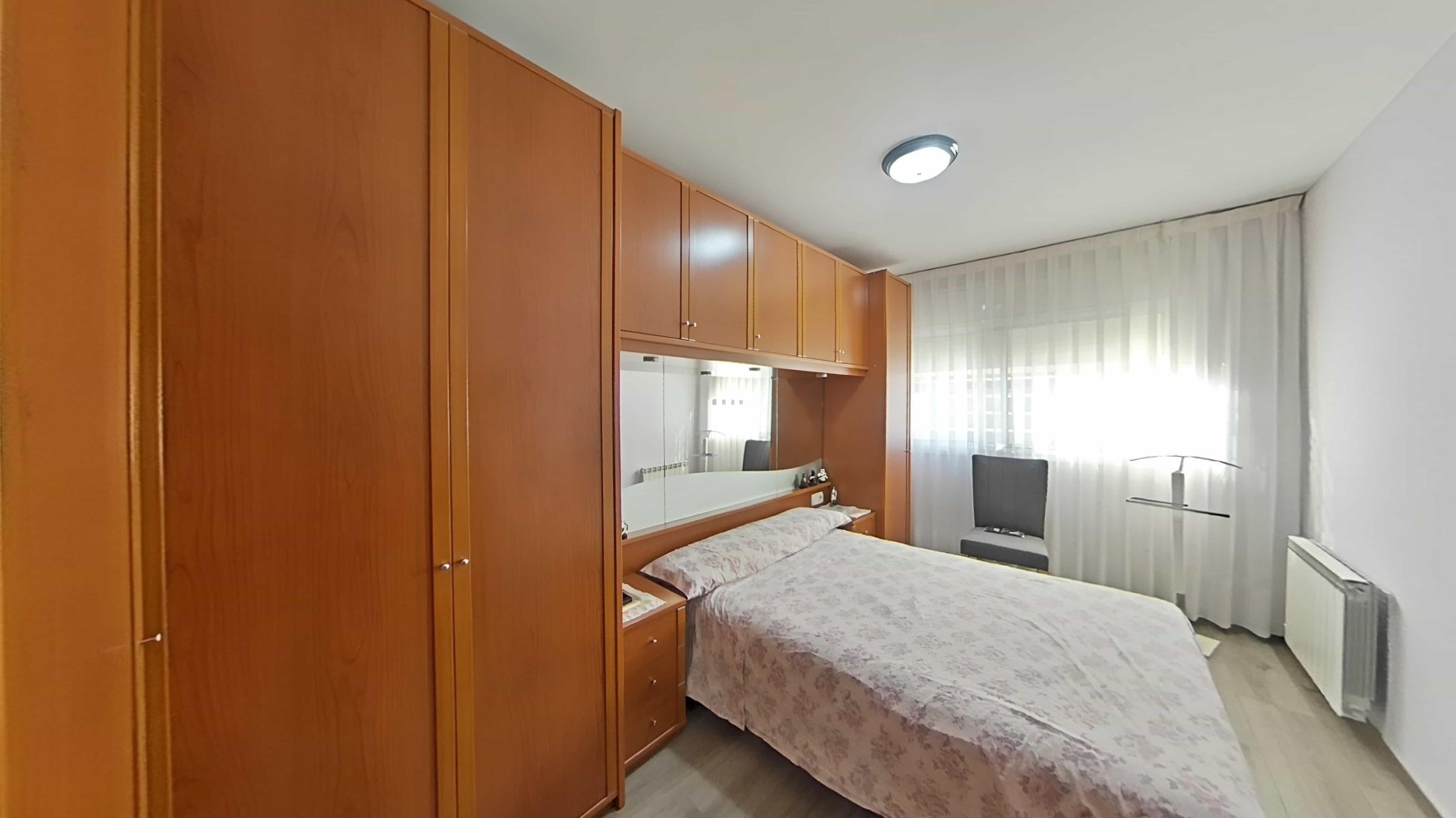 Imagen 22 Planta Baja en venta en Castellar Del Vallès / Junto a  Escola Emili Carles-Tolrà