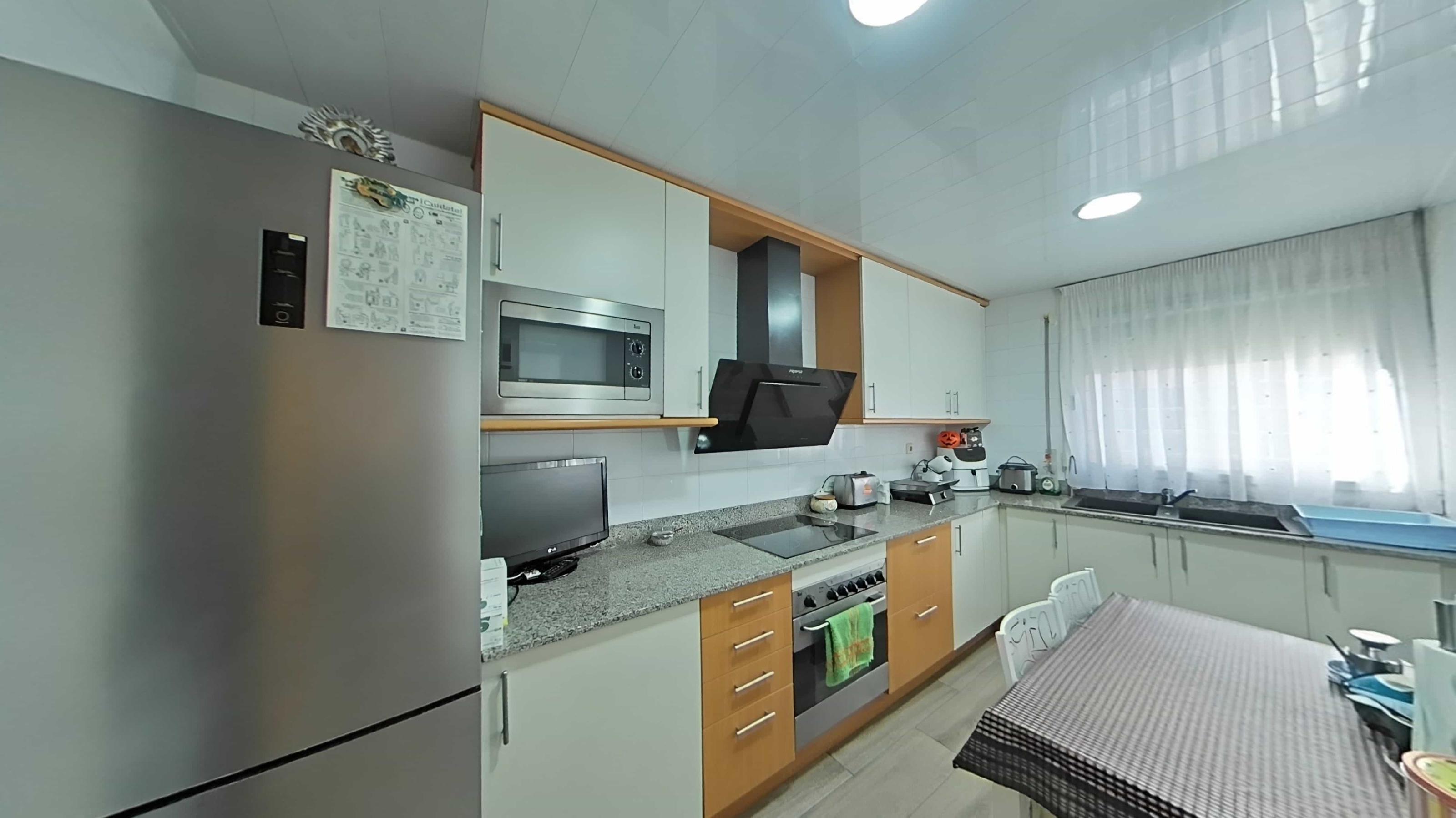 Imagen 10 Planta Baja en venta en Castellar Del Vallès / Junto a  Escola Emili Carles-Tolrà