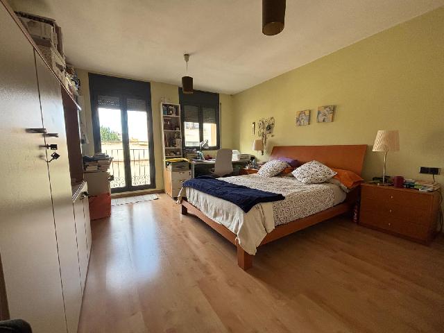 Imagen 11 Inmueble 297144 - Casa Adosada en venta en Sabadell / Zona centro junto todos lo servicios y transporte.