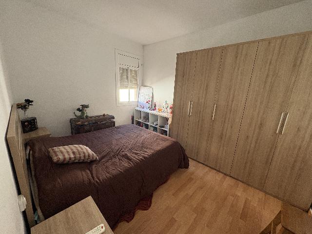 Imagen 3 Inmueble 299932 - Piso en venta en Sabadell / Al lado del colegio Ribatallada