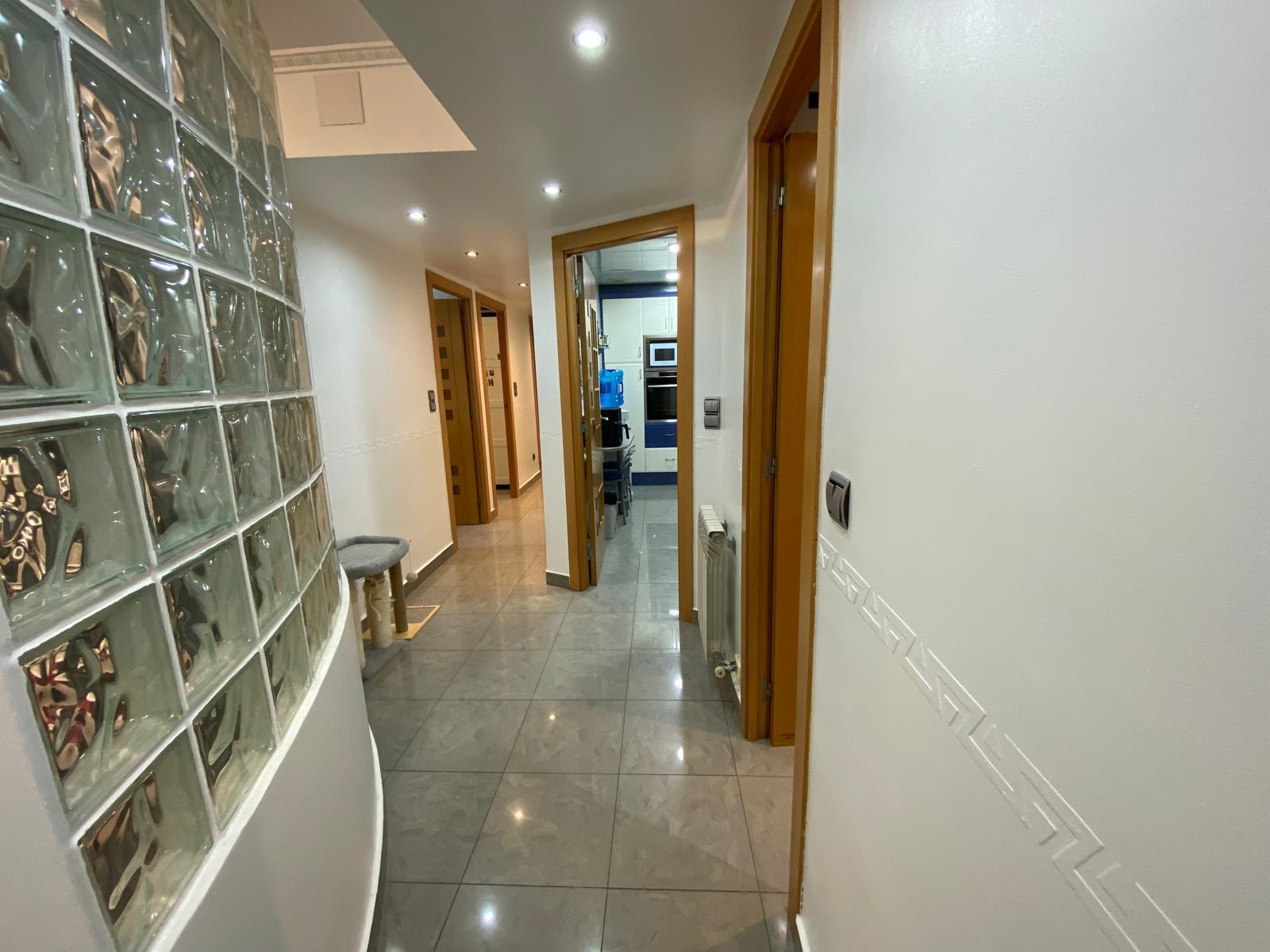 Imagen 10 Piso en venta en Barberà Del Vallès / A  3 minutos del ajuntamiento de barbera del valles 