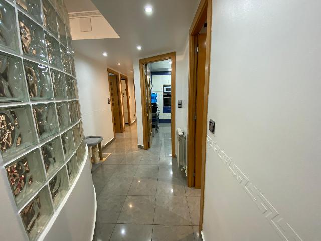 Imagen 10 Inmueble 299955 - Piso en venta en Barberà Del Vallès / A  3 minutos del ajuntamiento de barbera del valles 