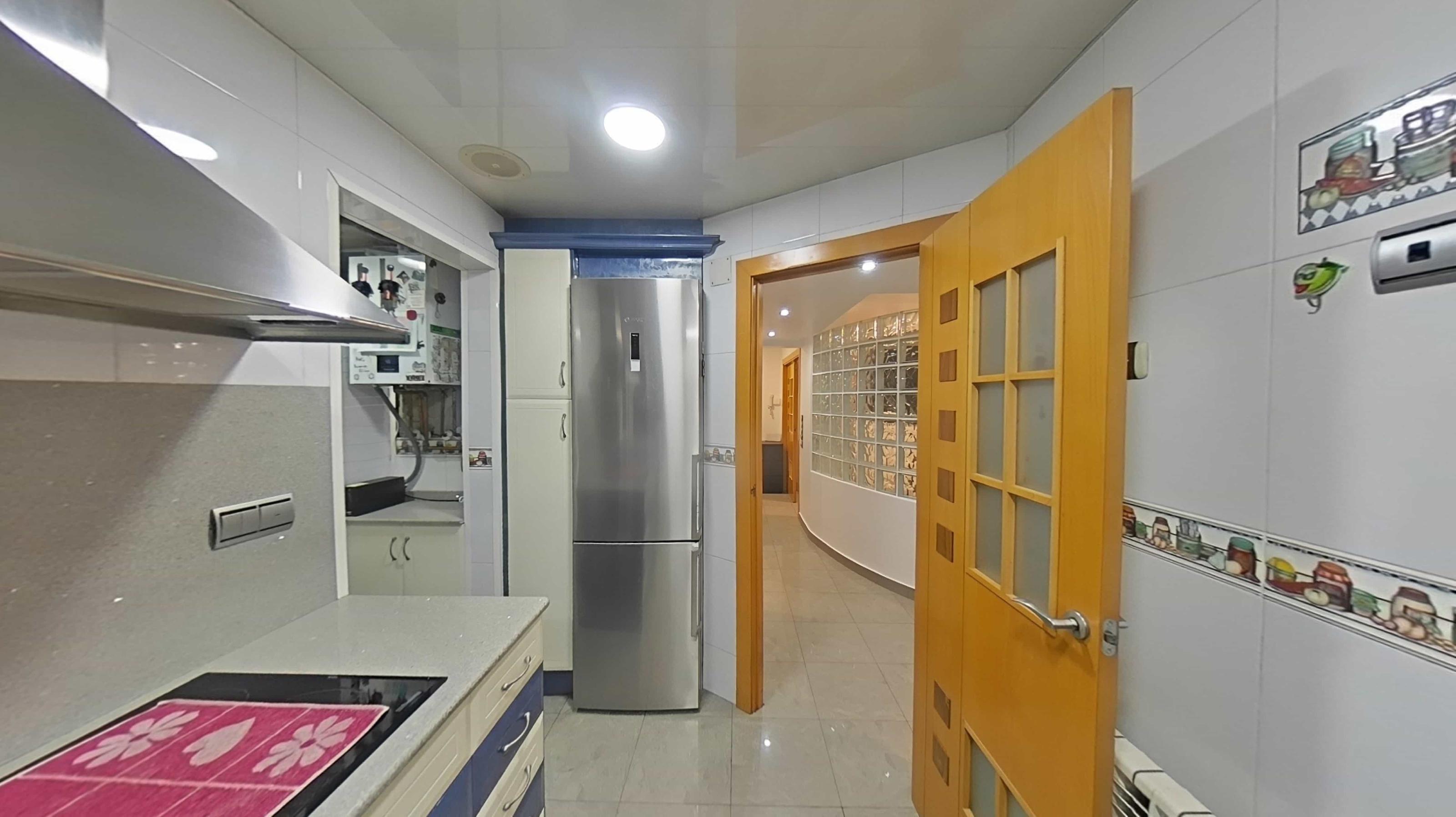 Imagen 8 Piso en venta en Barberà Del Vallès / A  3 minutos del ajuntamiento de barbera del valles 