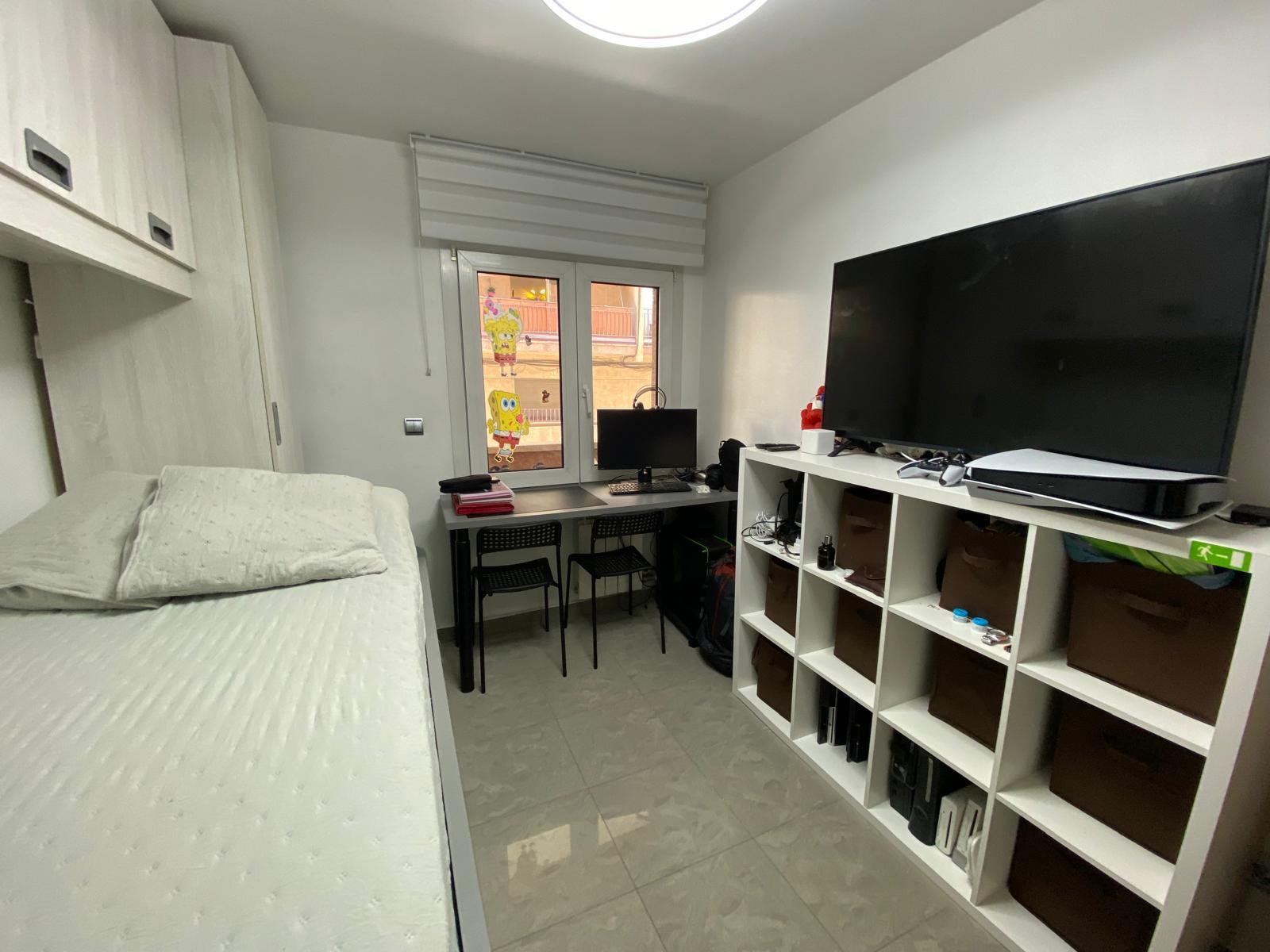 Imagen 14 Piso en venta en Barberà Del Vallès / A  3 minutos del ajuntamiento de barbera del valles 