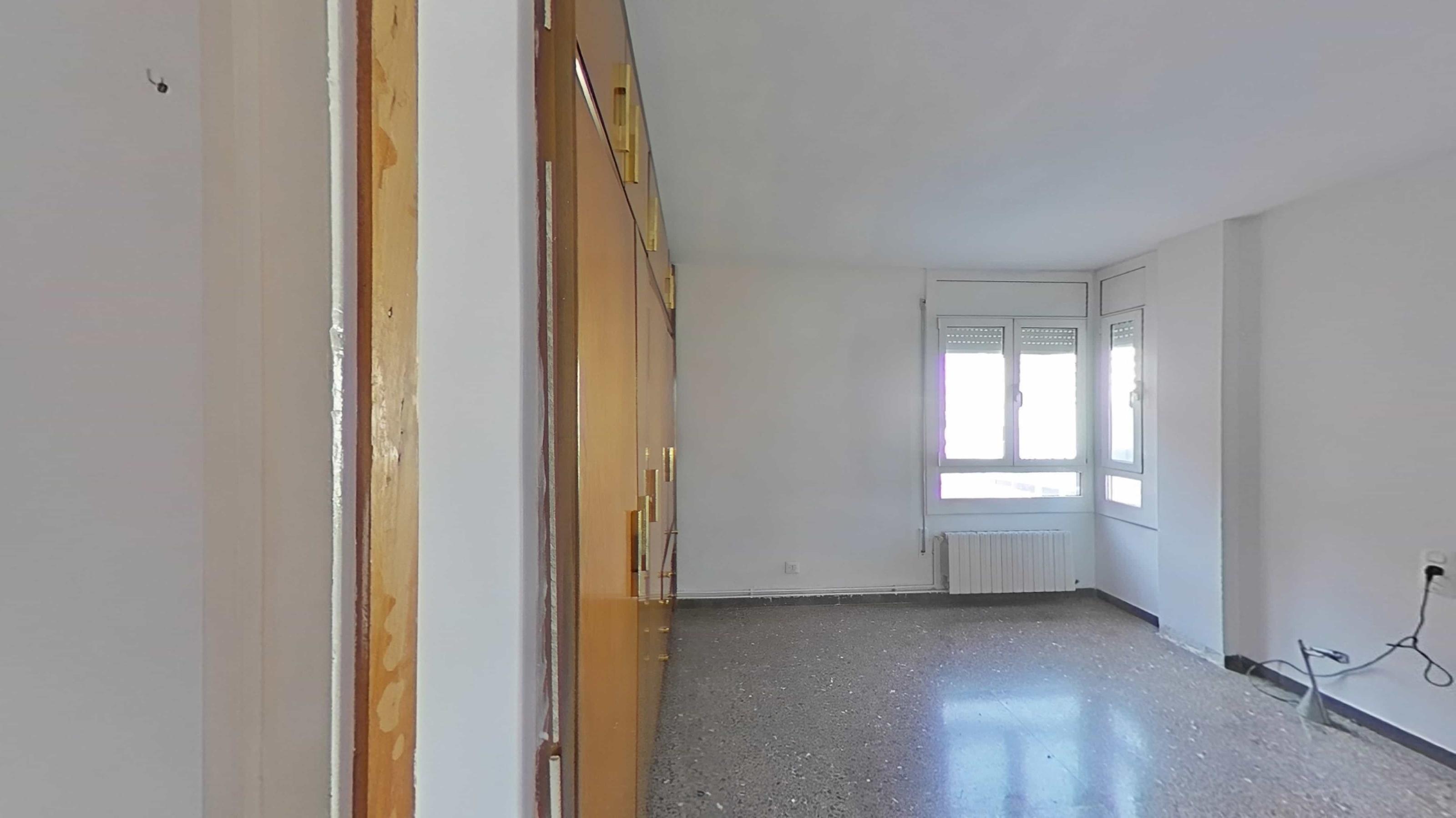 Imagen 16 Piso en venta en Sabadell / Junto a Parc Tauli