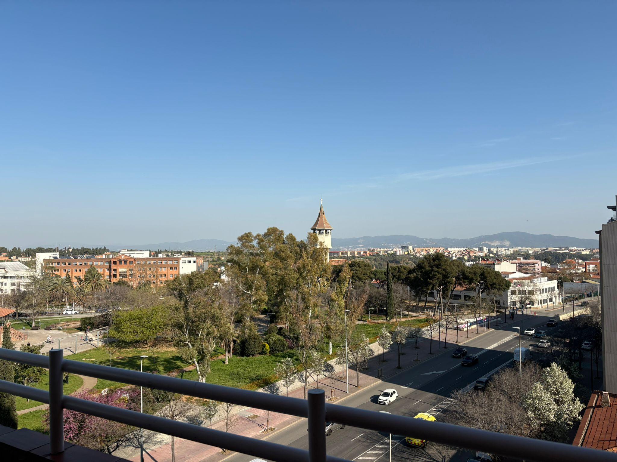 Imagen 1 Piso en venta en Sabadell / Junto a Parc Tauli