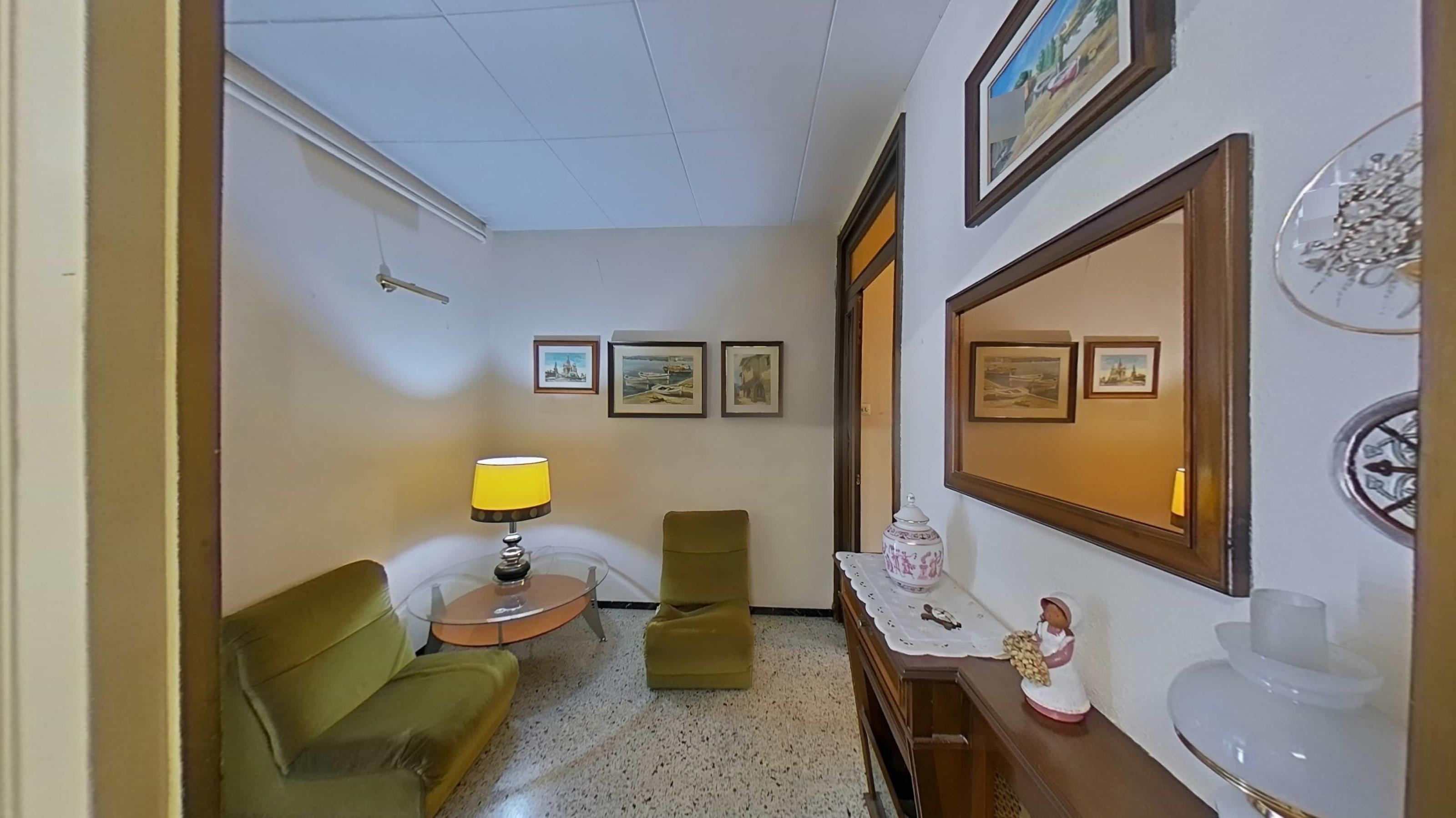 Imagen 4 Casa Adosada en venta en Sabadell / Centre junto a calle Salut