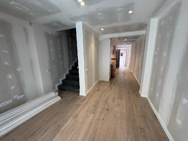 Imagen 4 Inmueble 301849 - Dúplex en alquiler en Sabadell / Nuevo a estrenar, en la misma Rambla de Sabadell.