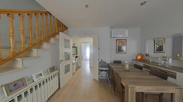 Imagen 3 Inmueble 301909 - Casa Adosada en venta en Sabadell / Poblenou junto al centro Civic 