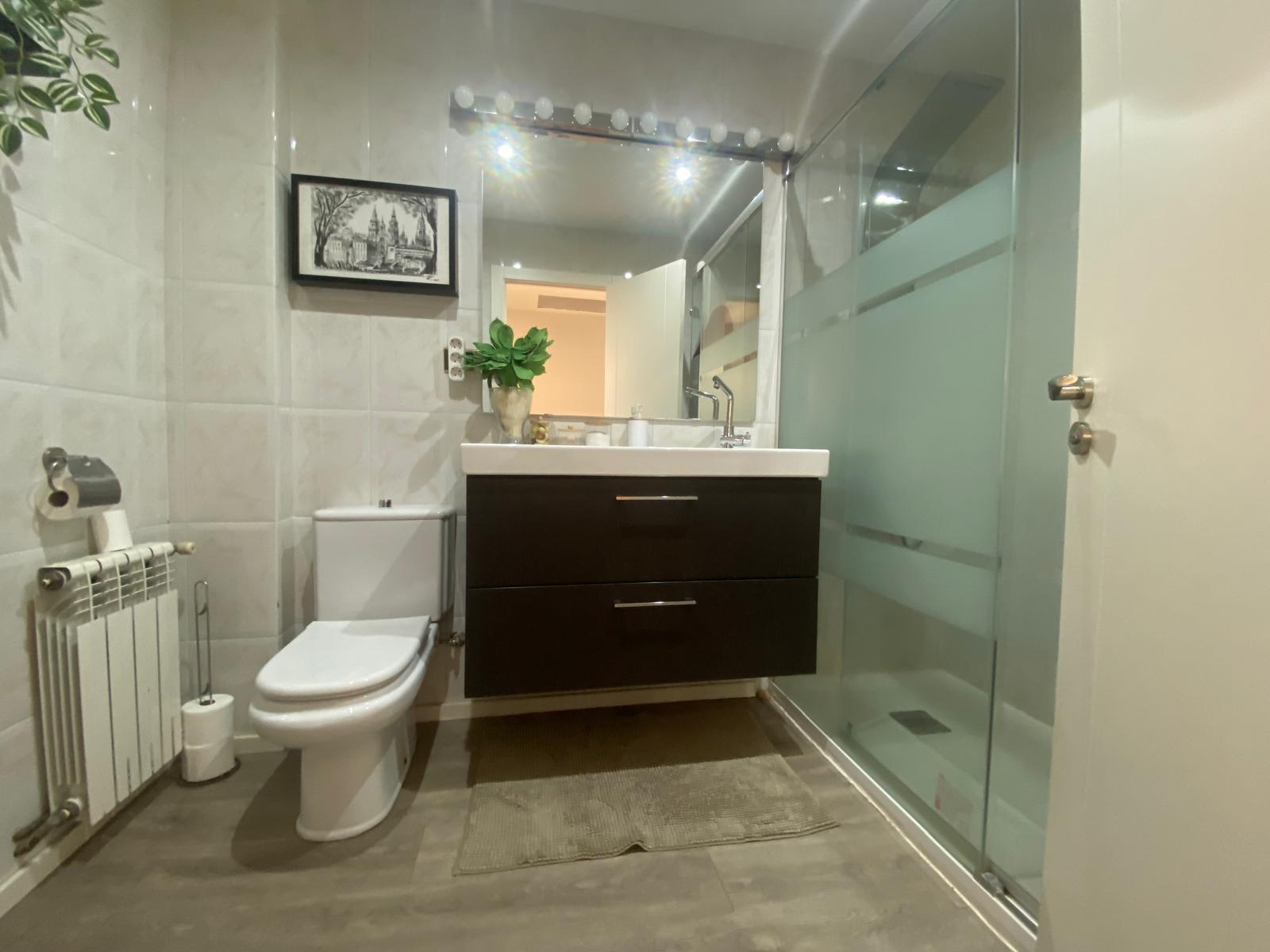 Imagen 12 Casa Adosada en venta en Sabadell / Poblenou junto al centro Civic 