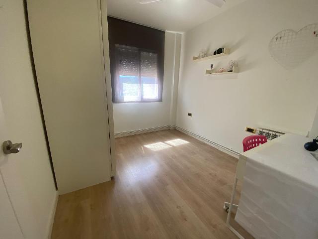 Imagen 27 Inmueble 301909 - Casa Adosada en venta en Sabadell / Poblenou junto al centro Civic 