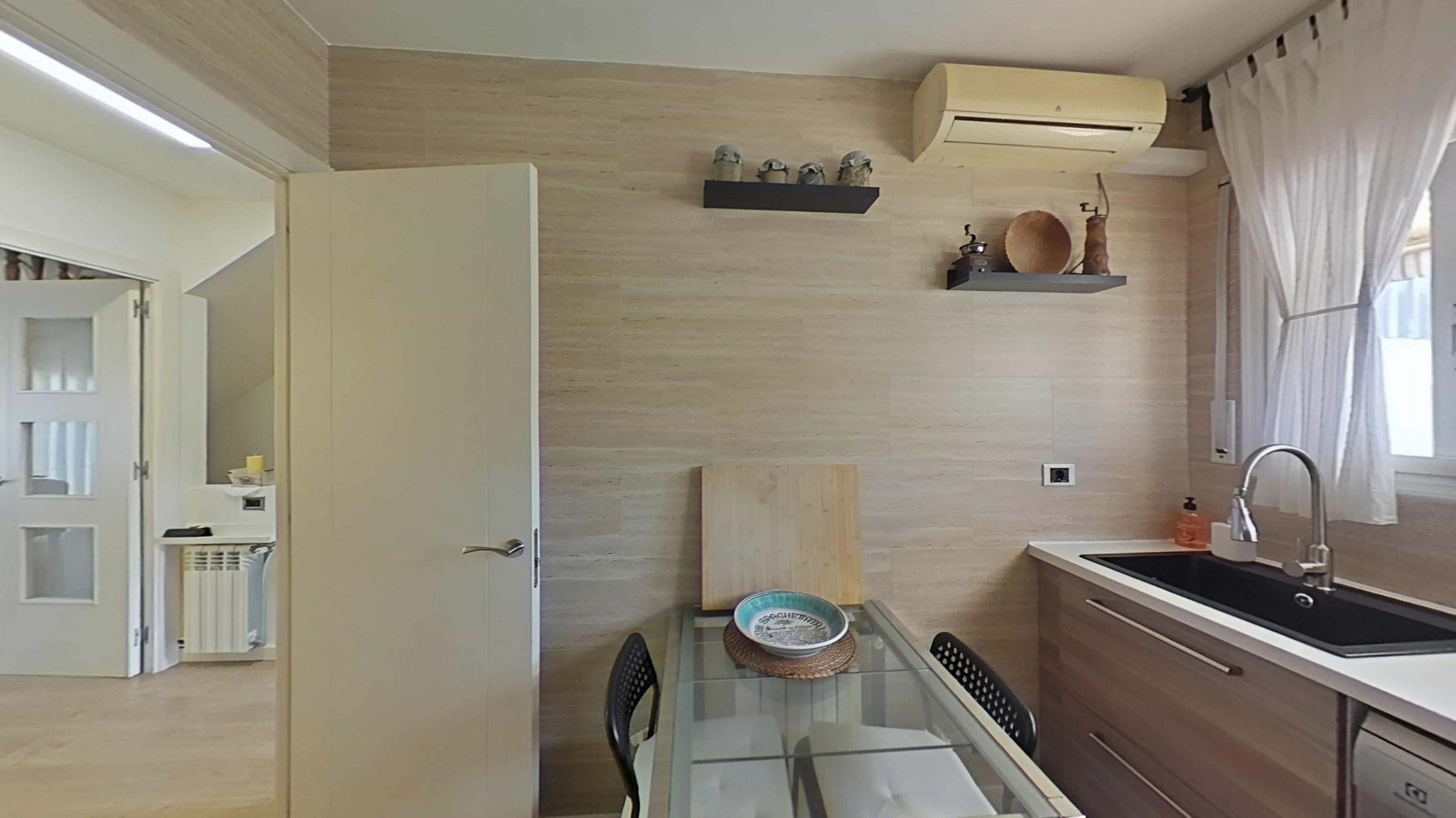 Imagen 14 Casa Adosada en venta en Sabadell / Poblenou junto al centro Civic 