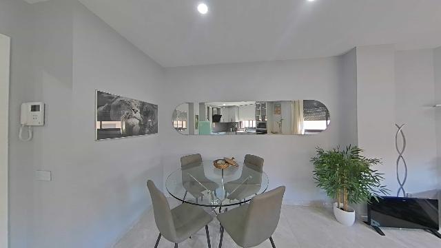 Imagen 1 Inmueble 301946 - Piso en venta en Montcada I Reixac / Junto al Lidl. Finca semi-nueva con parquing incluido.