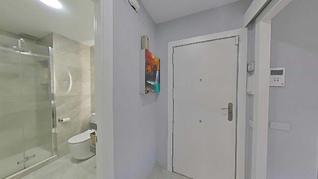 Imagen 9 Inmueble 301946 - Piso en venta en Montcada I Reixac / Junto al Lidl. Finca semi-nueva con parquing incluido.