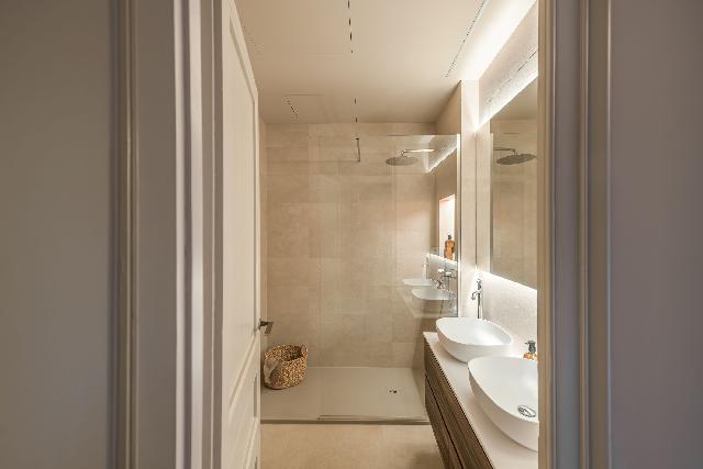 Imagen 17 Inmueble 295821 - Piso en venta en Barcelona / Gran Via de Les Corts Catalanes - Villarroel