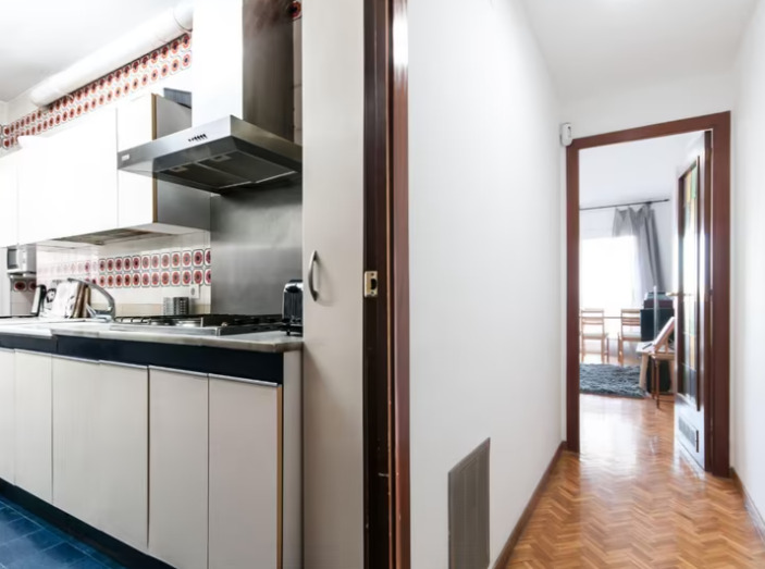Imagen 3 Piso en venta en Barcelona / A pocos minutos de la Clínica Nostra Senyora del Remei.