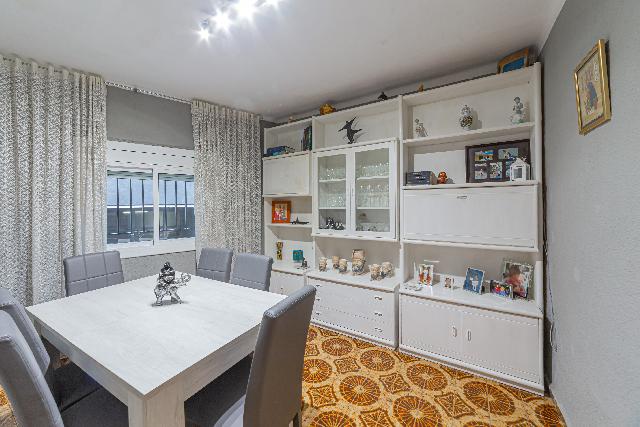 Imagen 18 Inmueble 299166 - Casa en venta en Barcelona / Alavarado frente metro L3 Roquetes