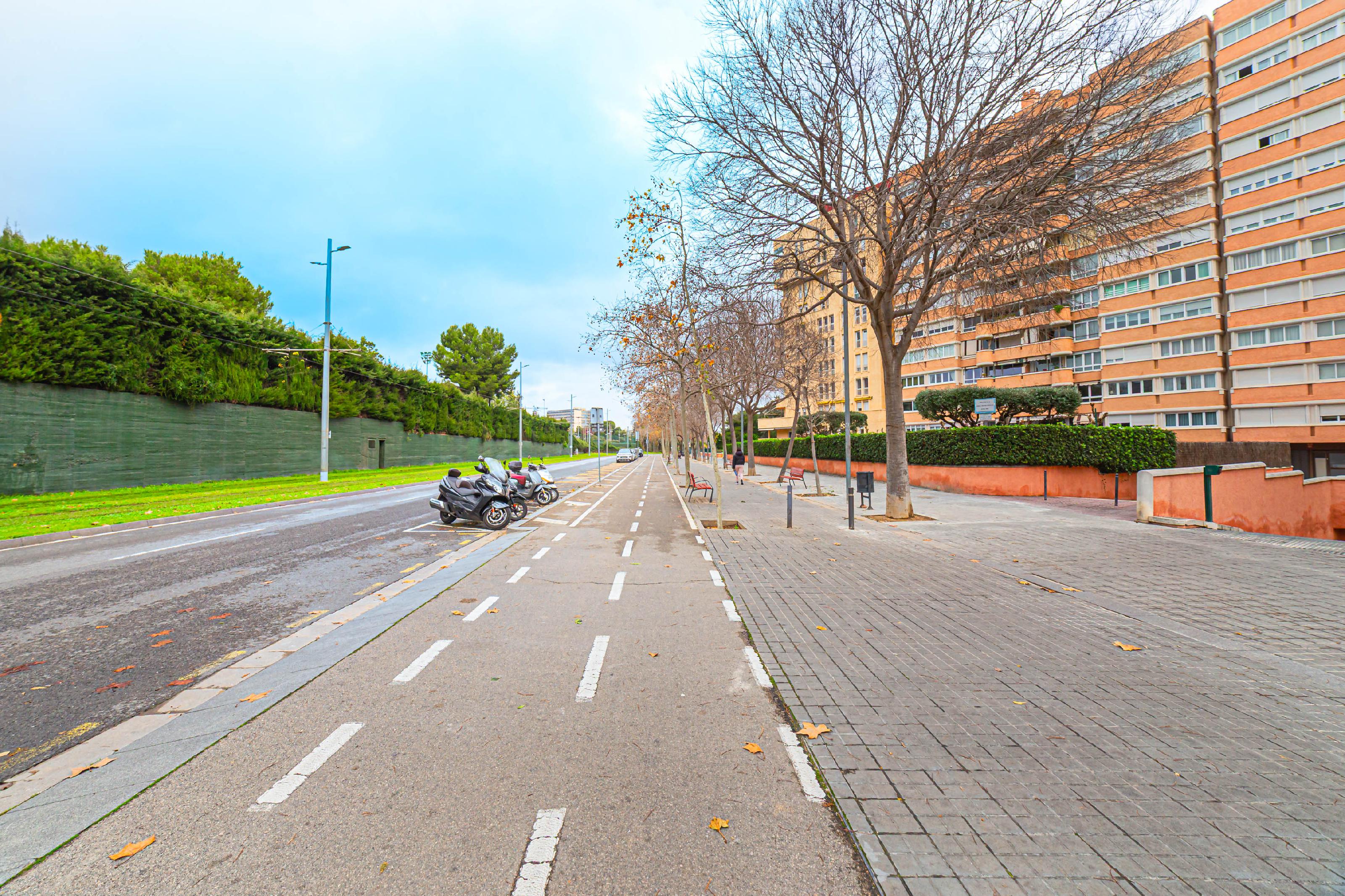 Imagen 39 Piso en venta en Barcelona / Av. Xile - Club Esportiu Laietà