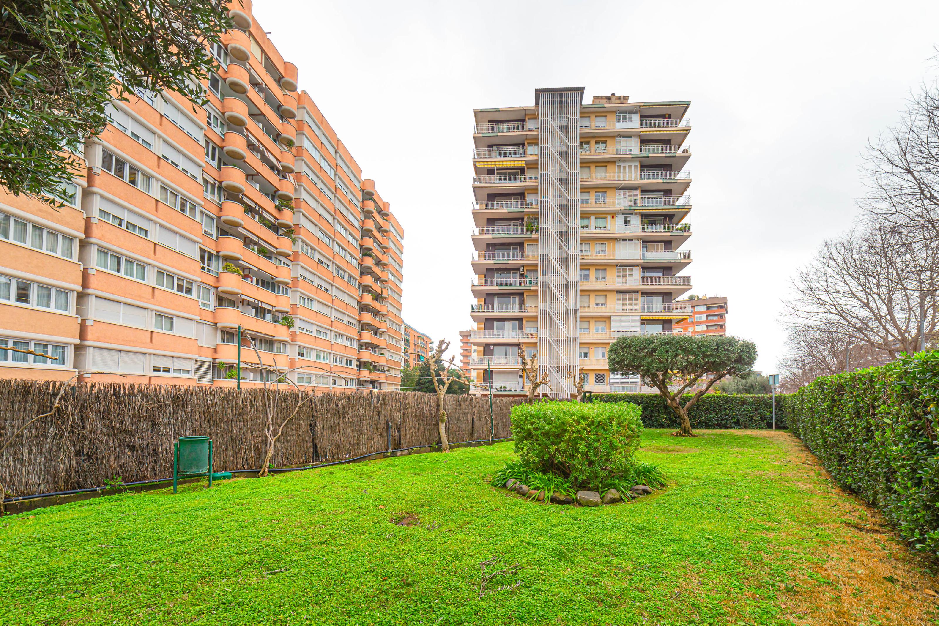 Imagen 33 Piso en venta en Barcelona / Av. Xile - Club Esportiu Laietà