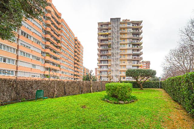 Imagen 33 Inmueble 299547 - Piso en venta en Barcelona / Av. Xile - Club Esportiu Laietà