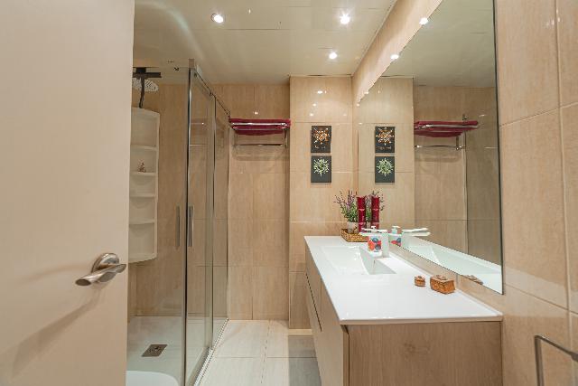 Imagen 4 Inmueble 299547 - Piso en venta en Barcelona / Av. Xile - Club Esportiu Laietà