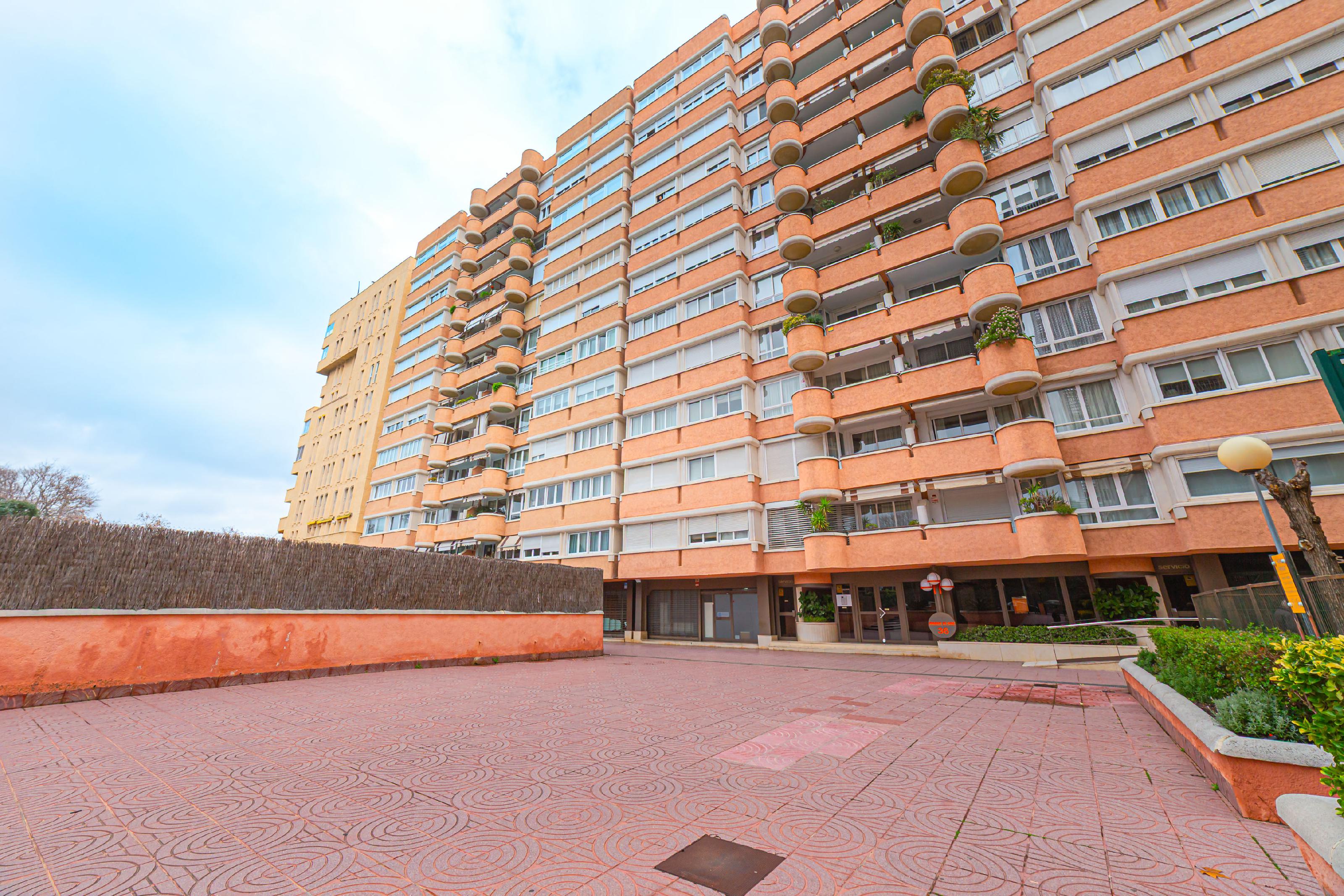 Imagen 37 Piso en venta en Barcelona / Av. Xile - Club Esportiu Laietà