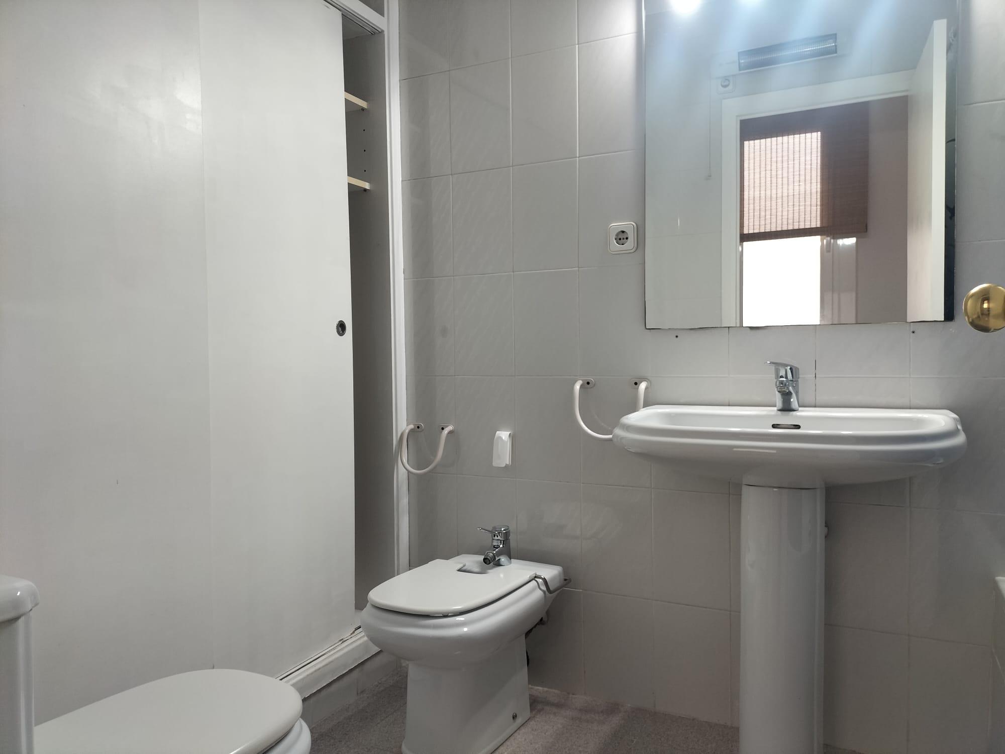 Imagen 15 Piso en venta en Barcelona / Viladomat - Provença