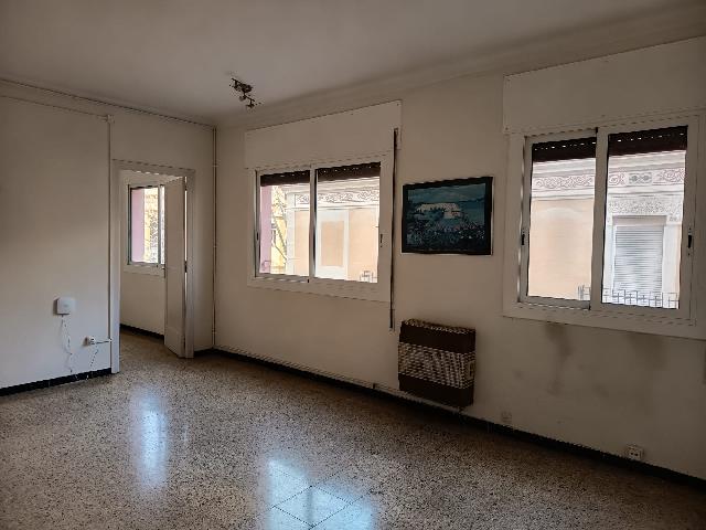 Imagen 1 Inmueble 300730 - Piso en venta en Barcelona / Violant d´Hongria - Juan de Sada
