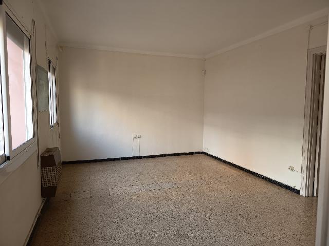 Imagen 4 Inmueble 300730 - Piso en venta en Barcelona / Violant d´Hongria - Juan de Sada
