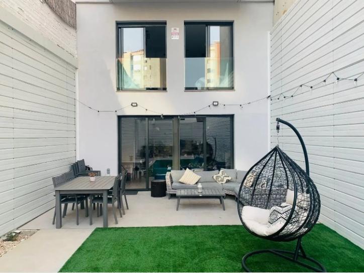 Imagen 1 Dúplex en venta en Barcelona / Calle Pavia - Sants Badal