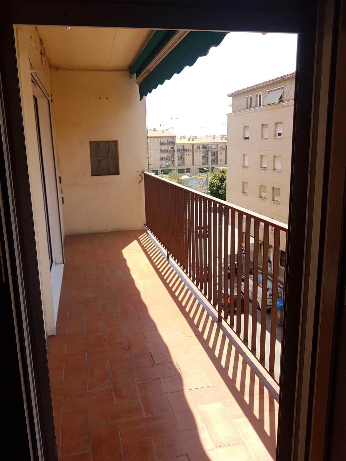 Imagen 3 Piso en venta en Girona / Pis molt centric de 96m2 al costat del Parc Migdia