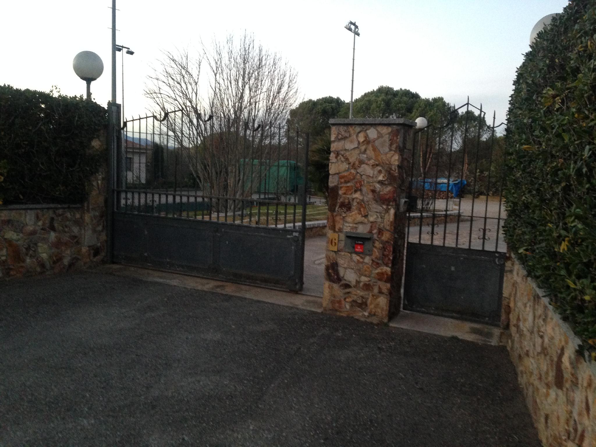 Imagen 5 Casa Aislada en venta en Quart / Al costat de l´Autovia C65