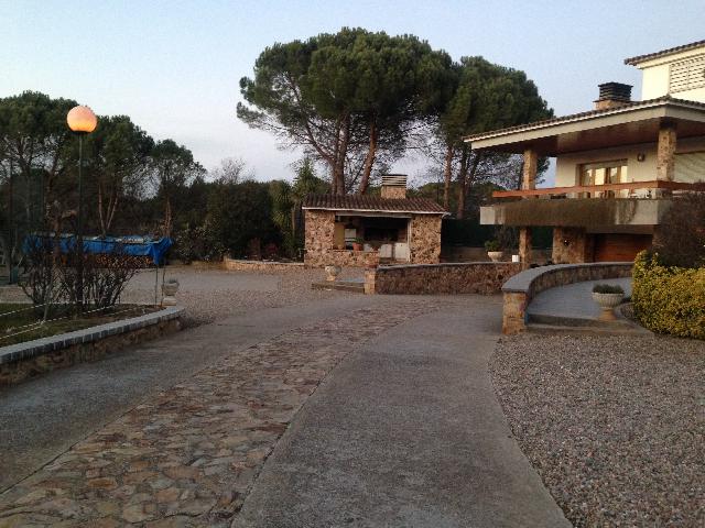 Imagen 2 Inmueble 242312 - Casa Aislada en venta en Quart / Al costat de l´Autovia C65