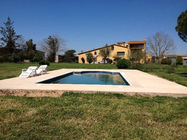 Imagen 1 Inmueble 242603 - Casa Rústica en venta en Cassà De La Selva / Masia totalment reformada a Cassa de la Selva.