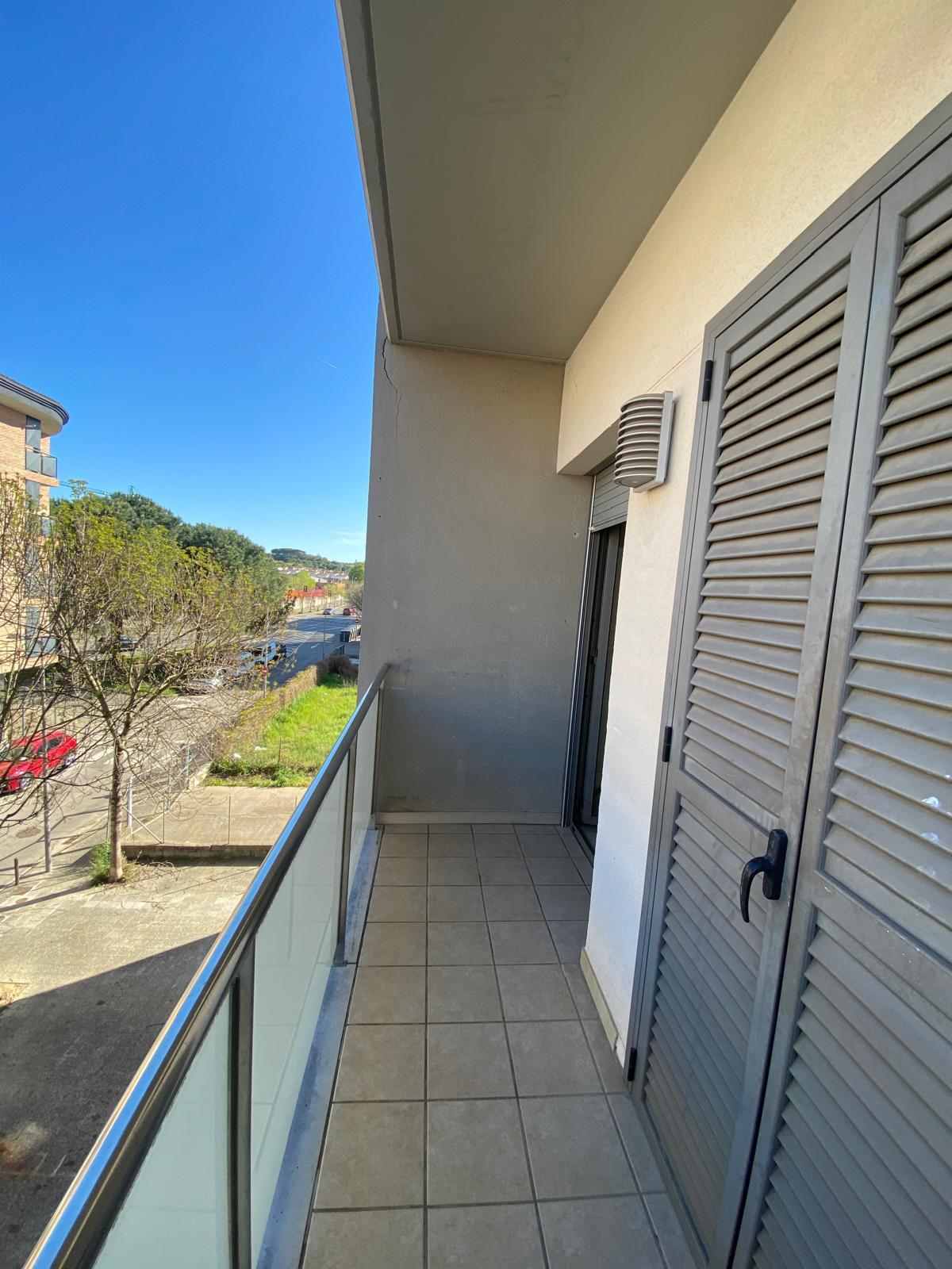 Imagen 7 Piso en venta en Girona / Pis semi-nou de 102m2 al costat del Col·legi Marta Mata