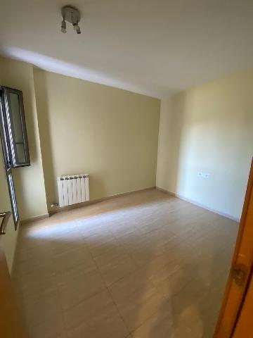 Imagen 10 Inmueble 243356 - Piso en venta en Girona / Pis semi-nou de 102m2 al costat del Col·legi Marta Mata
