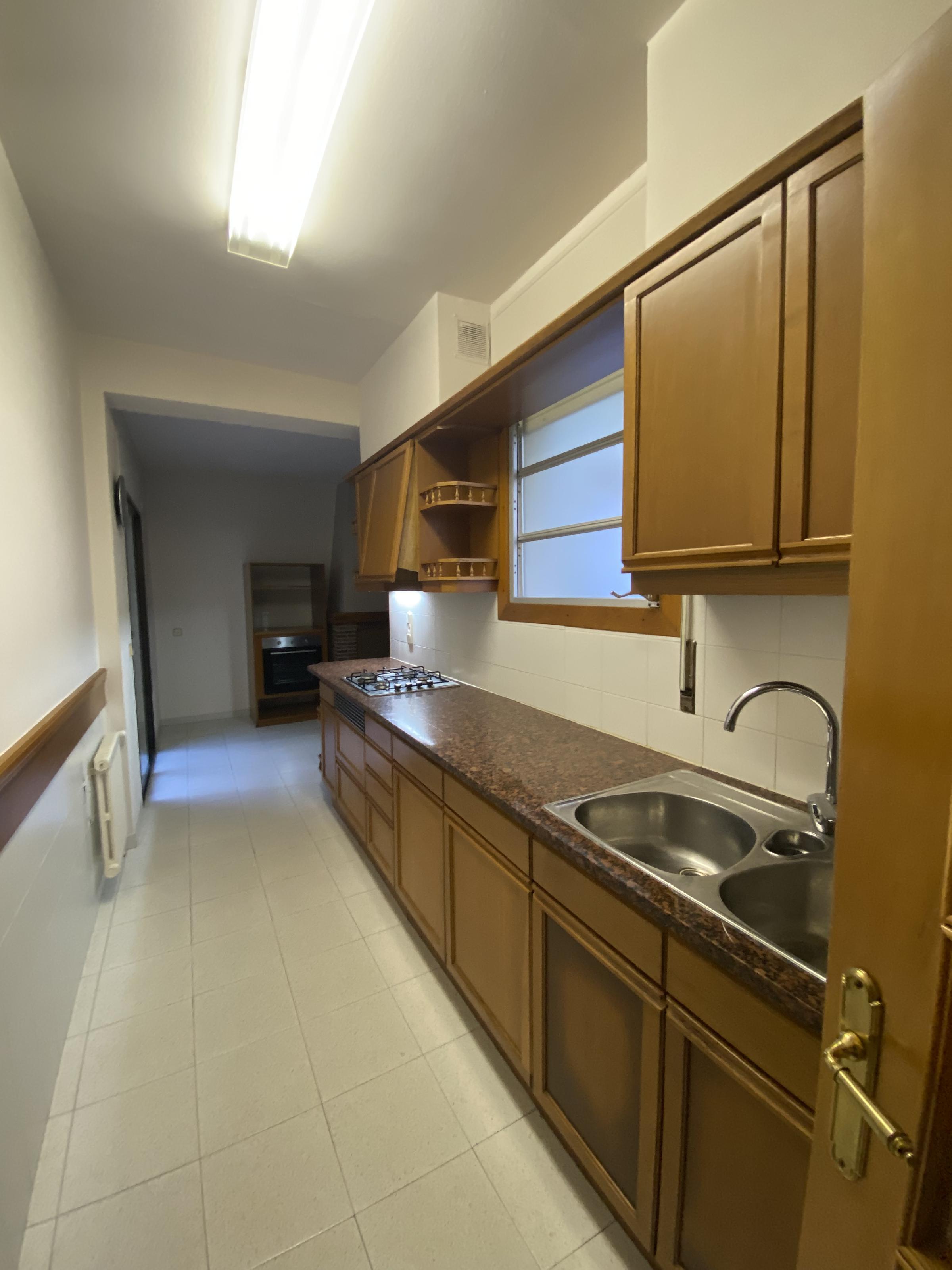 Imagen 12 Casa en venta en Girona / Casa de planta baixa de 125m2 al costat de Corte Ingles