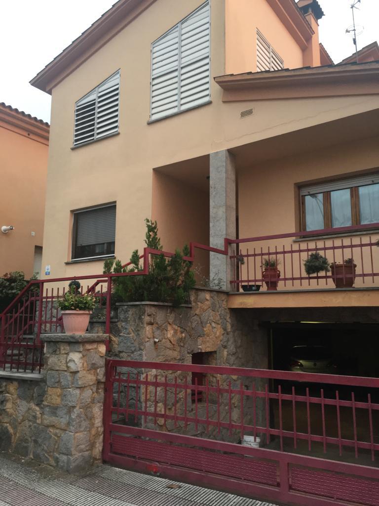 Imagen 2 Casa Aislada en venta en Girona / Casa unifamiliar de 400m2 construïts a la zona de Palau