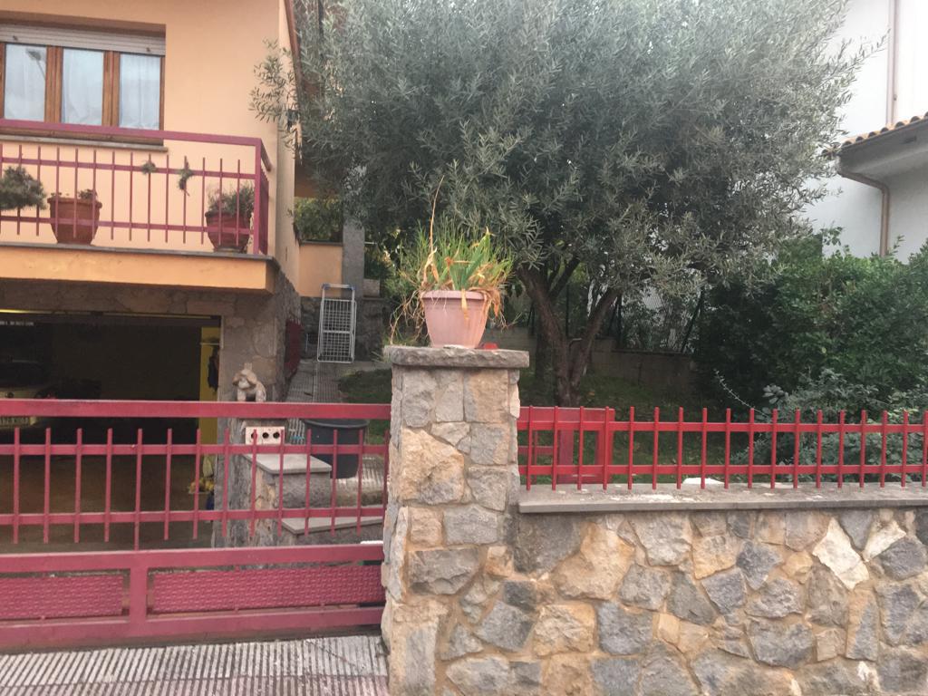 Imagen 4 Casa Aislada en venta en Girona / Casa unifamiliar de 400m2 construïts a la zona de Palau