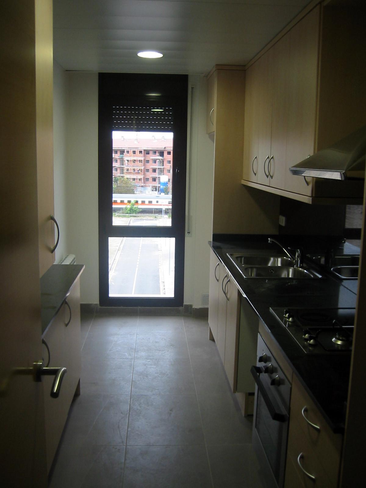 Imagen 3 Piso en venta en Girona / Fantasic pis seminou de 96m2 al costat del Corte Inglés