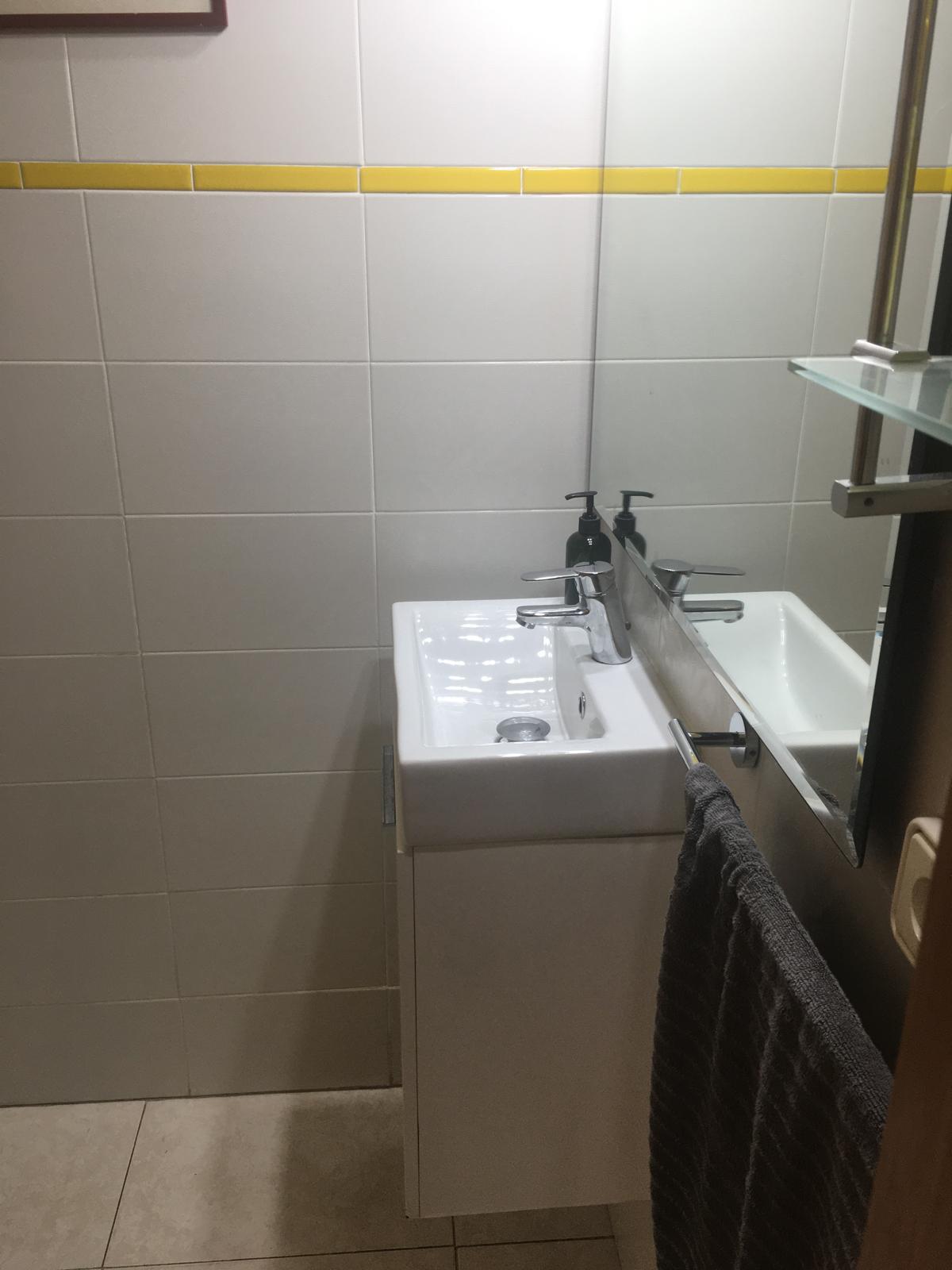 Imagen 21 Casa Adosada en venta en Girona / Casa adosada  esquinera de 234 m² en Palau con jardin