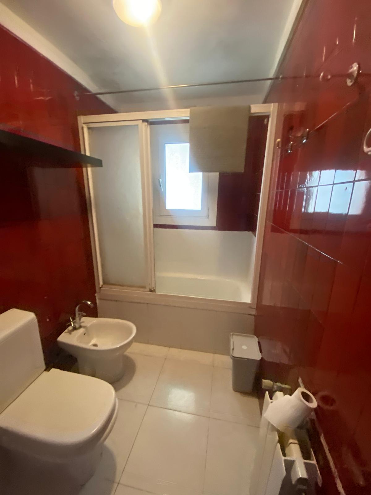 Imagen 26 Piso en venta en Girona / Pis de 132m2 amb vista panoramica del Riu Onyar