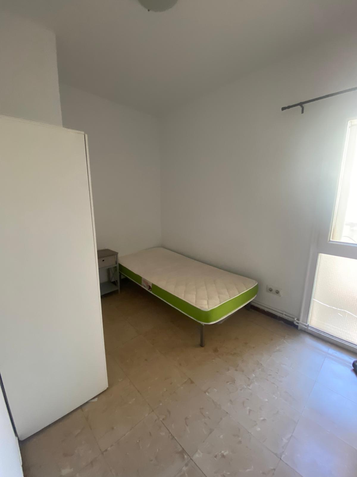 Imagen 23 Piso en venta en Girona / Pis de 132m2 amb vista panoramica del Riu Onyar